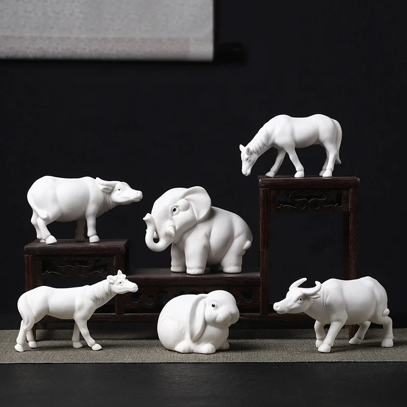 Handmade Eco-friendly Porcelain Animal Crafts Ceramic Horse Figurine Popular White Elephant Home Lucky Decoration Ceramic Horse