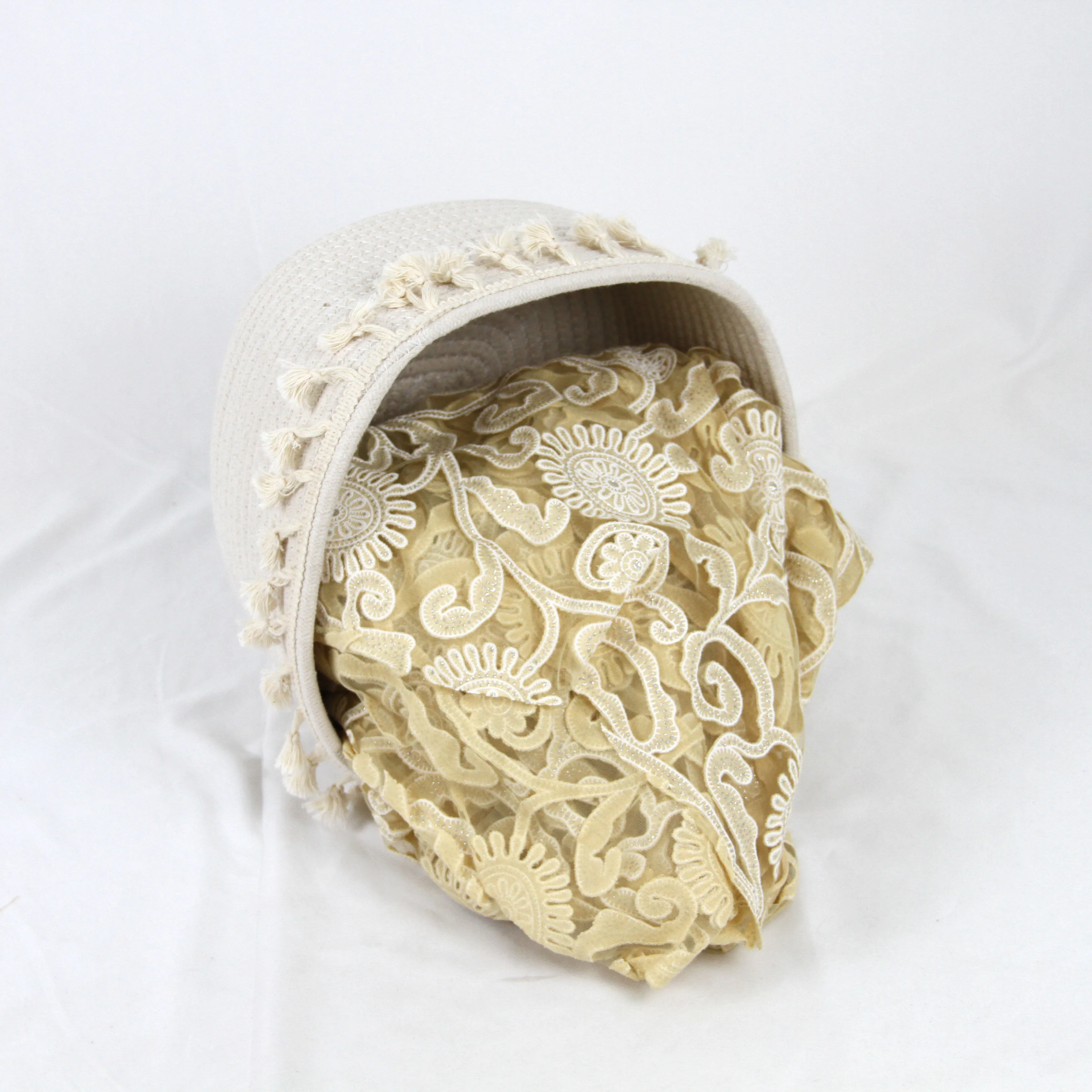 2023 New Design Square cotton rope Storage Baskets with tassels