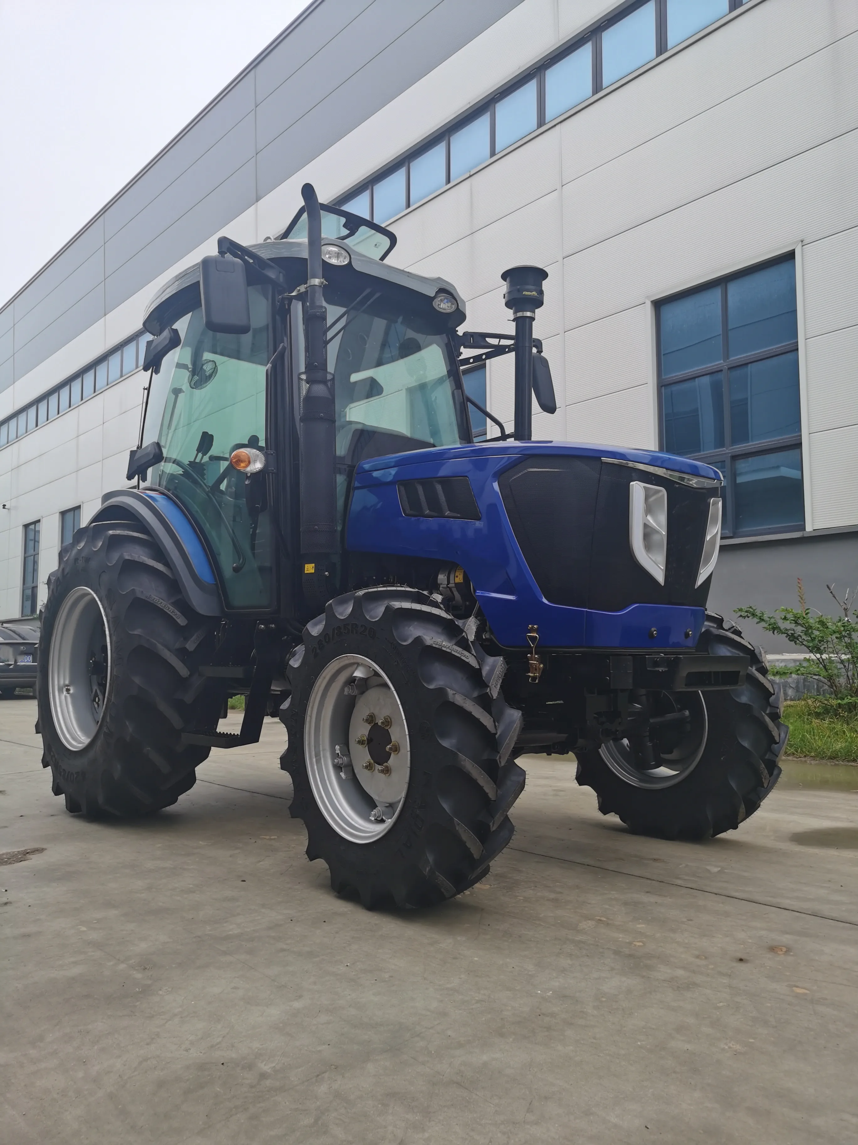 Bitsman brand 4WD 90hp tractor cabin steering wheel from China for agriculture