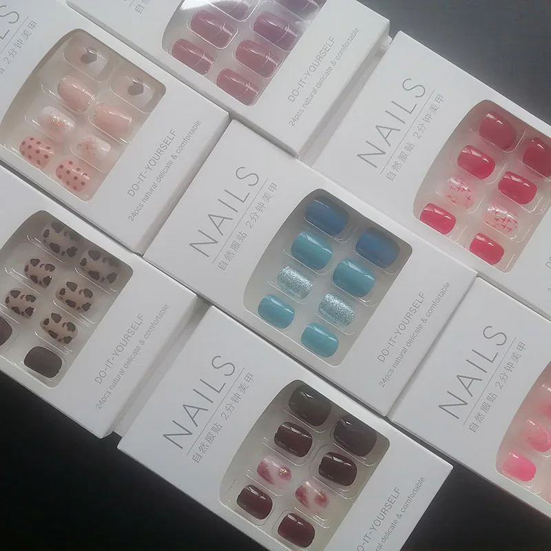 24pcs Wholesale Handmade Short False Nails Shinning Rhinestone Artificial Press on Nails Tips With Glue Sticker