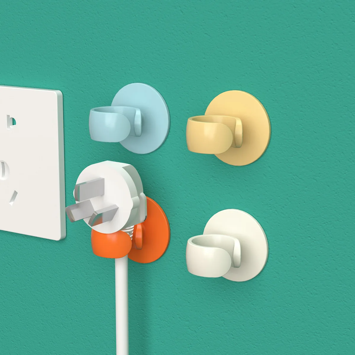 Самоклеящийся держатель электрического штекера 37 мм