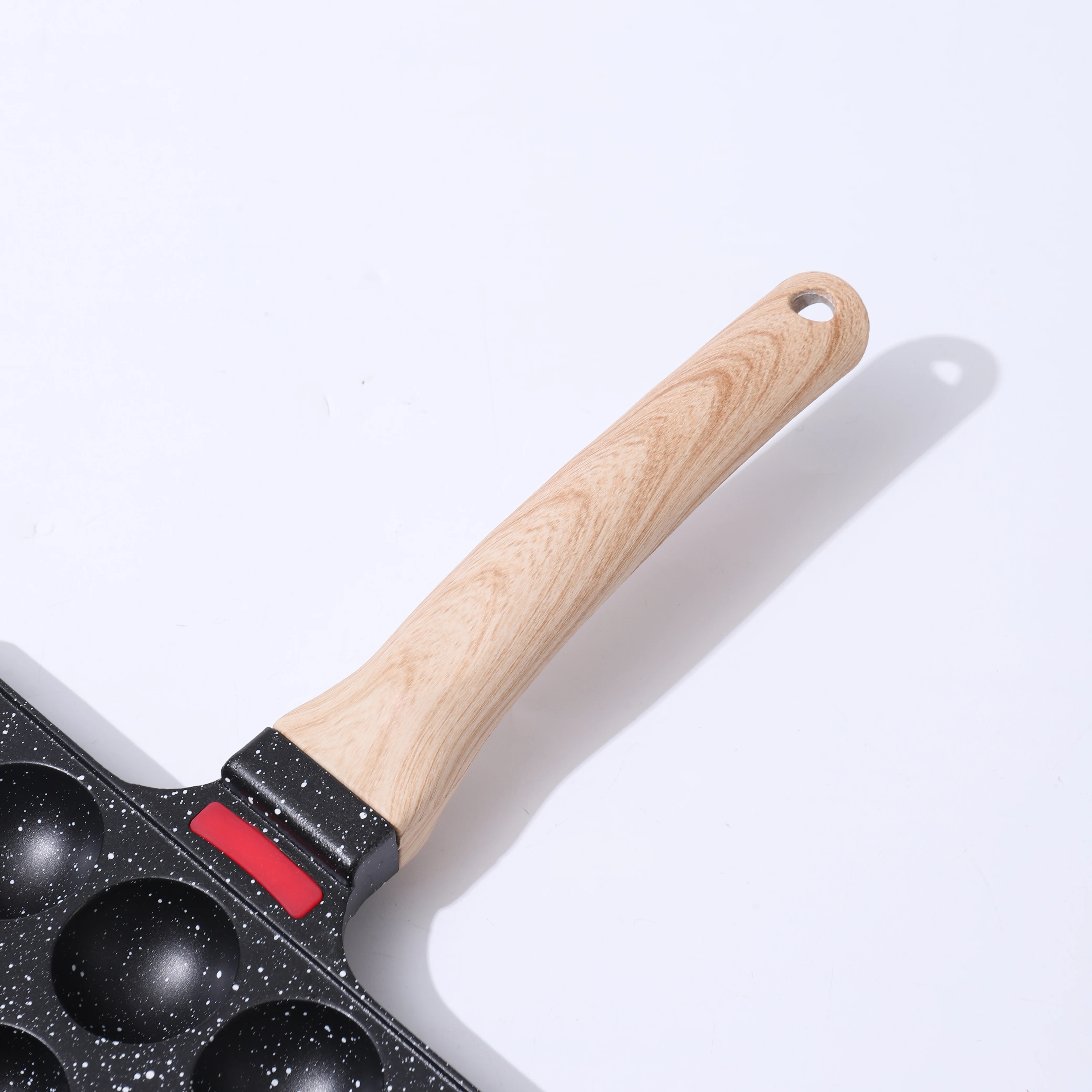 New Design Good Quality Octopus Balls Eggs Grill Pan Black Round Frying Pan Grill Pan Bbq