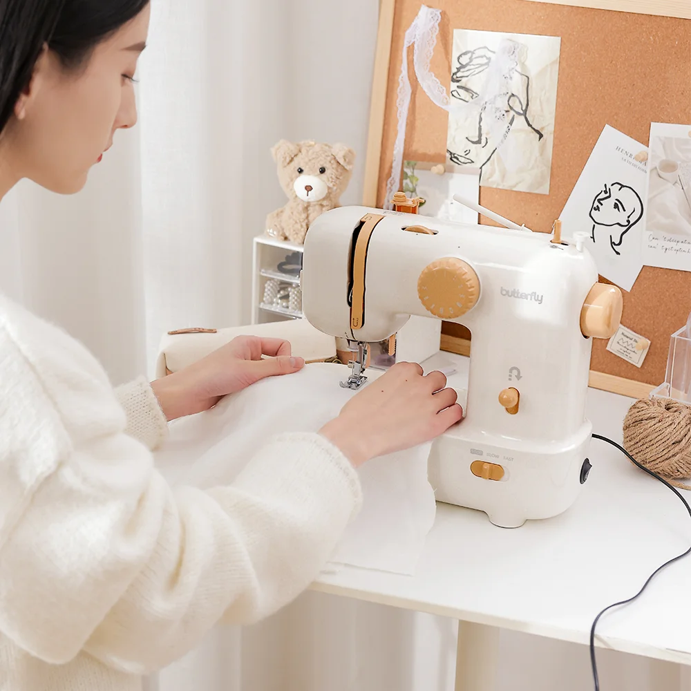 Factory Outlet Complete Functions Portable 5 Stitches Home Use Manual Needle Sewing Machine