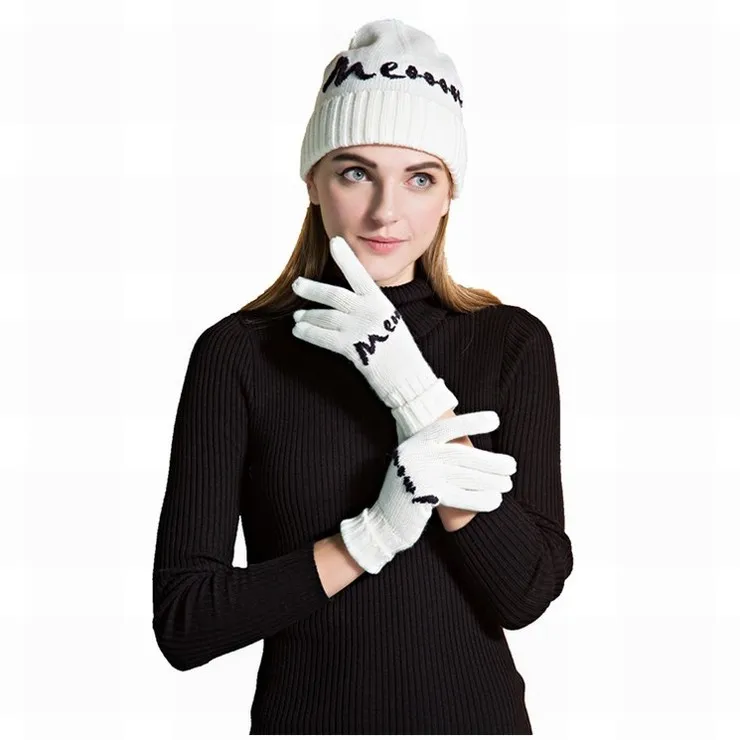 Custom style color  Knitted  winter beanie winter hats gloves sets for women