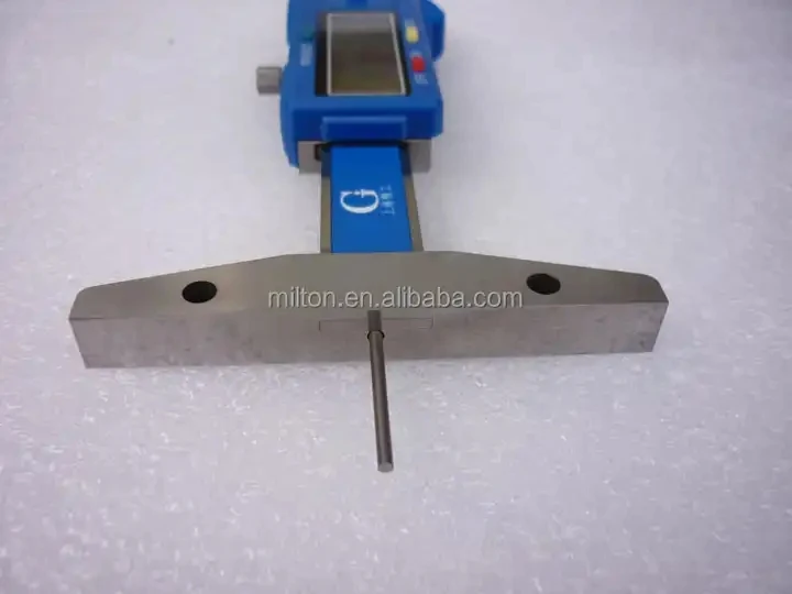 DIGITAL MICROMETER (3).jpg
