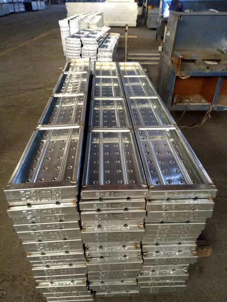 ZYTJ Low Price Scaffolding Catwalk with 50mm Hook 400*1.0*40*1829mm Pre-Galvanized Q195 Use For walk through frame