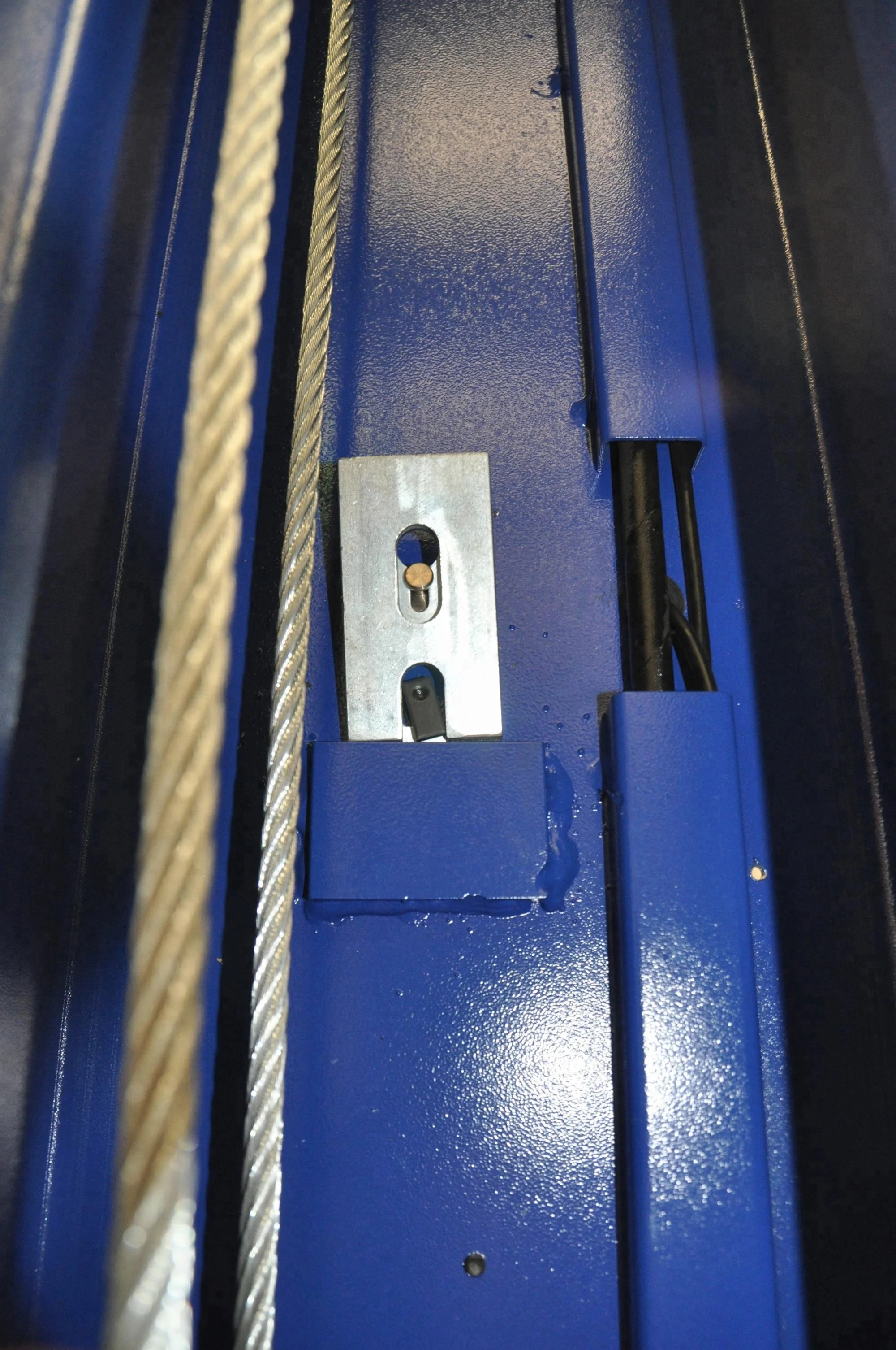 Hydraulic Vehicle Ramps 2 T Car Steel Cylinder Wheel Tool Color Double Design Material Origin Repair Type Lift Post Warranty SHN