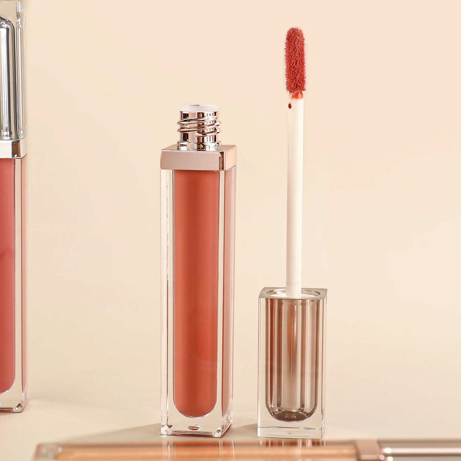 Hot Selling Lipgloss Customized Logo Long Tube Large Volume Vegan Long Lasting Matte Liquid Lipstick Empty Lip Gloss Tubes