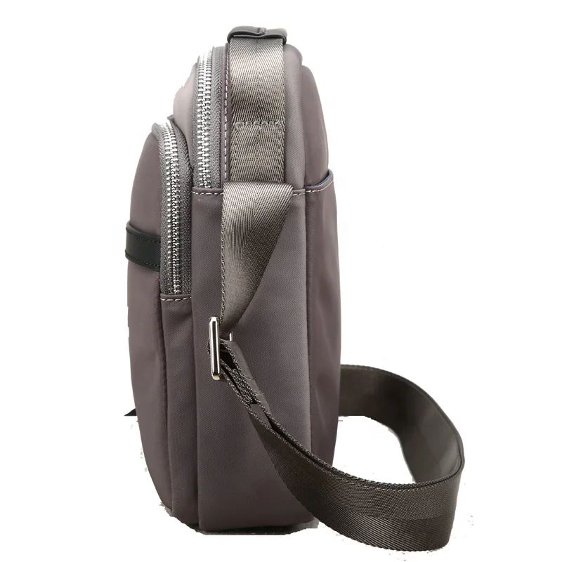  2021 trendy fashionable sports messenger bags sling chest bag men nylon