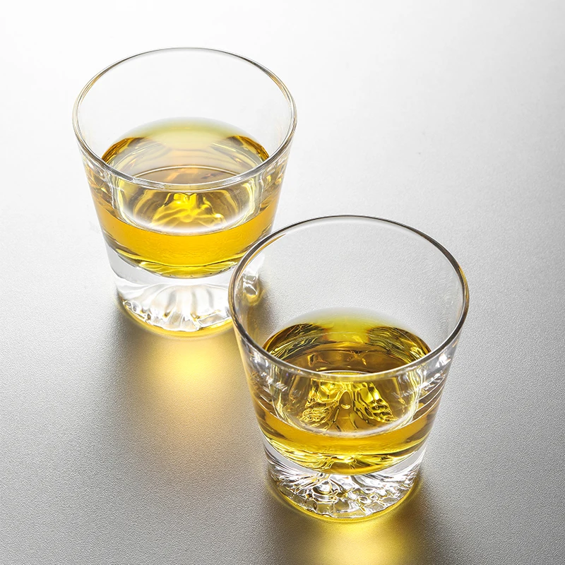 Japanese flavor clear frosted style cherry blossom lead-free glass handmade exquisite luxury whisky glasses