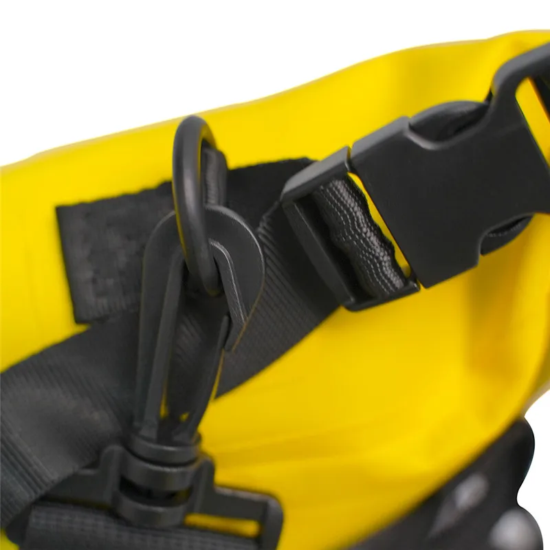 2024 New Style Waterproof Dry Bag 2.5L Waterproof Roll Top Foldable Touch Screen Phone Keeps Gear Dry Bag