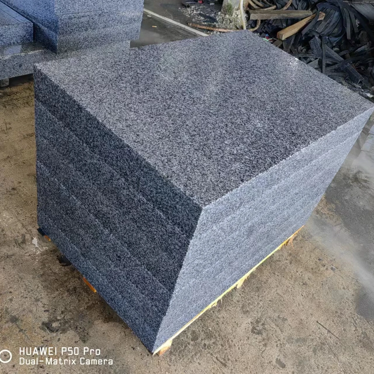 Manufacturer Low Price G603 Granite Slabs Natural Stone Tiles Polished Flamed Brushed for Exterior Paving for Villas