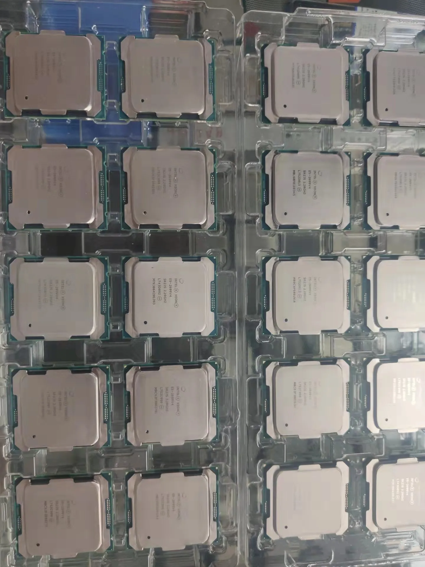 Оригинальный сервер компьютер с процессором intel xeon E5-2699 v4