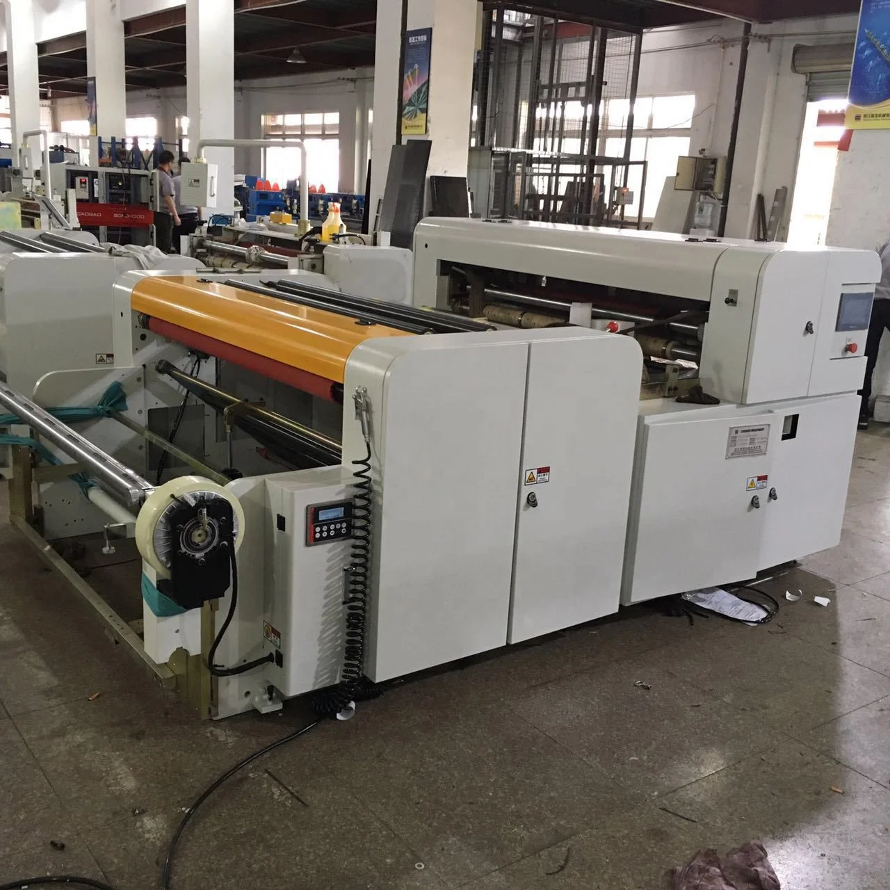 CE стандарт Китай Автоматическая высокоточная маленькая машина для резки бумаги цена