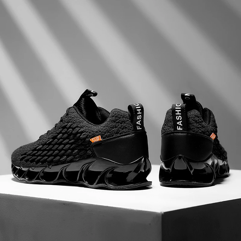 
Jinjiang supplier Custom logo Tennis shoe safety light up leather trainers casual sport shoes men sneakers 