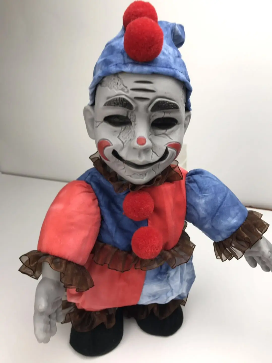 New Electric plush toys Christmas singing and dancing music flash trickster Ghost Halloween funny walking witch doll