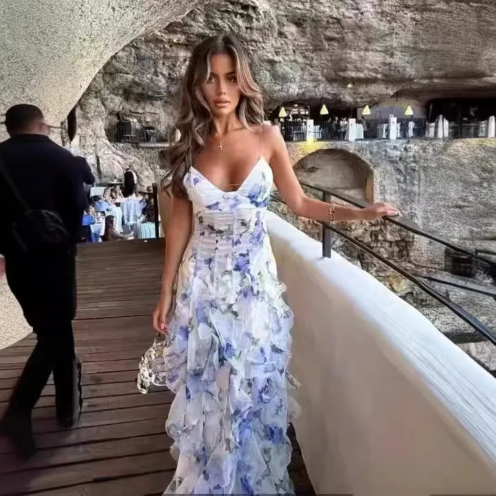 Женское длинное платье макси без рукавов с оборками и цветочным принтом