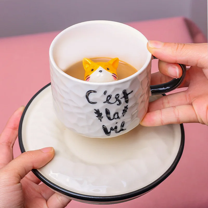 Керамическая кружка с котенком