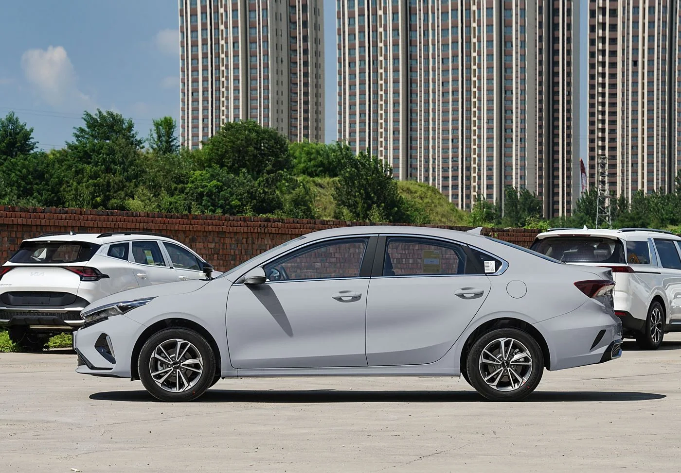 IHKA 2024 KIA K3 Electric Used Car Kia K3 EV Car High performance New Energy Vehicle K3 Kia EV5 EV6  Electric Sedan