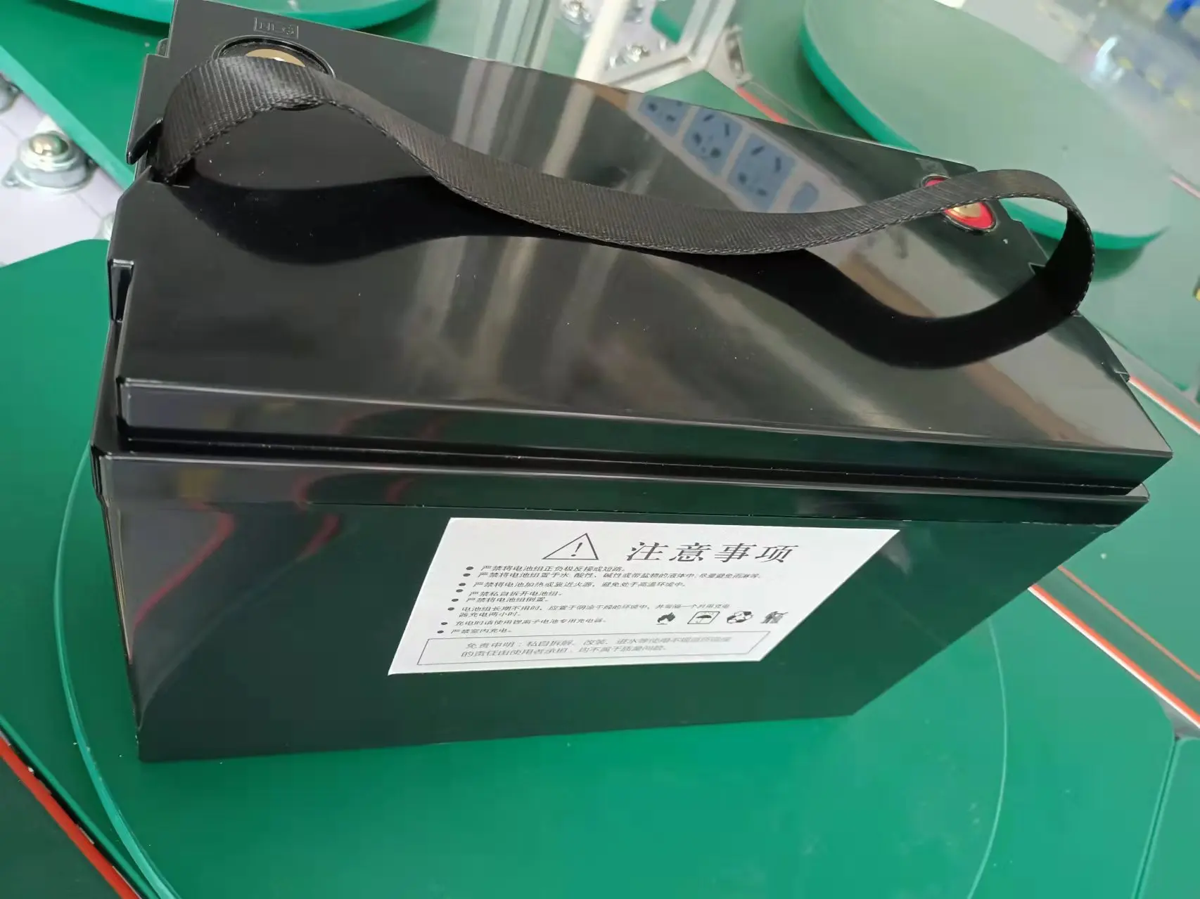 2021 Lithium iron phosphate battery cheap lifepo4 deep cycle 50Ah 100Ah 200Ah 300Ah 12v solar storage battery