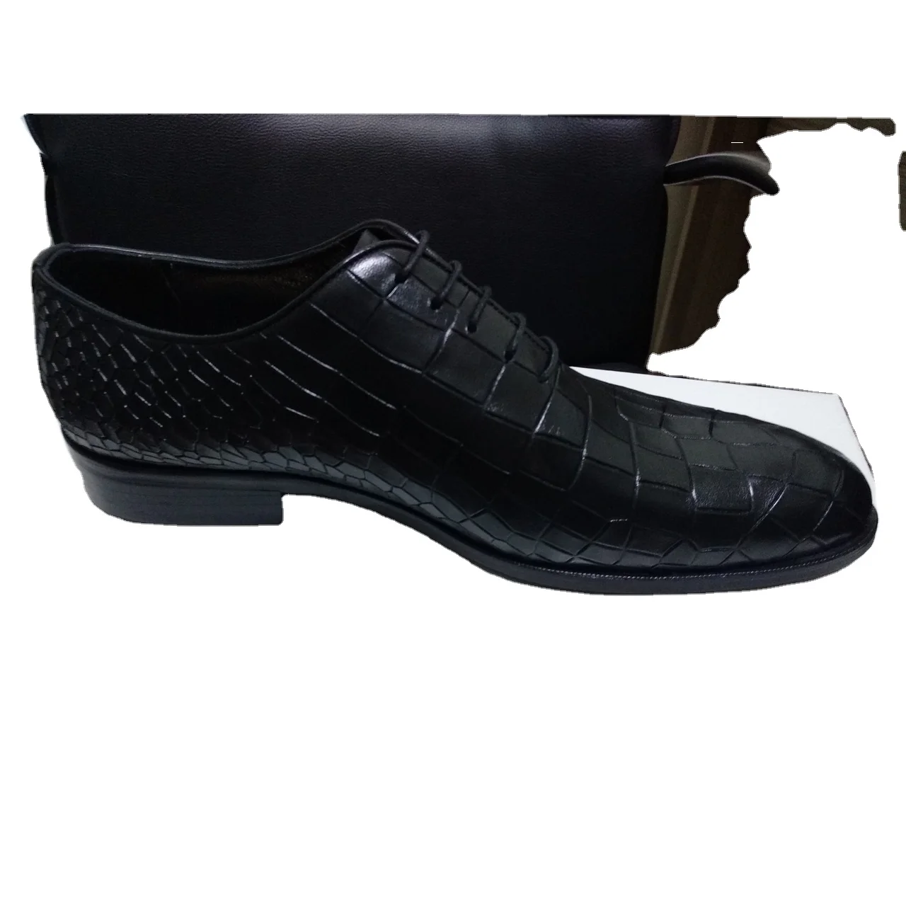 Лучшая Мужская официальная обувь высокого качества из натуральной кожи с узором крокодиловой легкая и круглая стелька EVA для осени