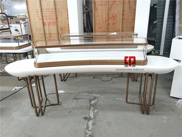 European-Style Jewelry Cabinet Design Shopping Mall High-End Gold Display Cabinet Stainless Steel Jewelry Glass Counter