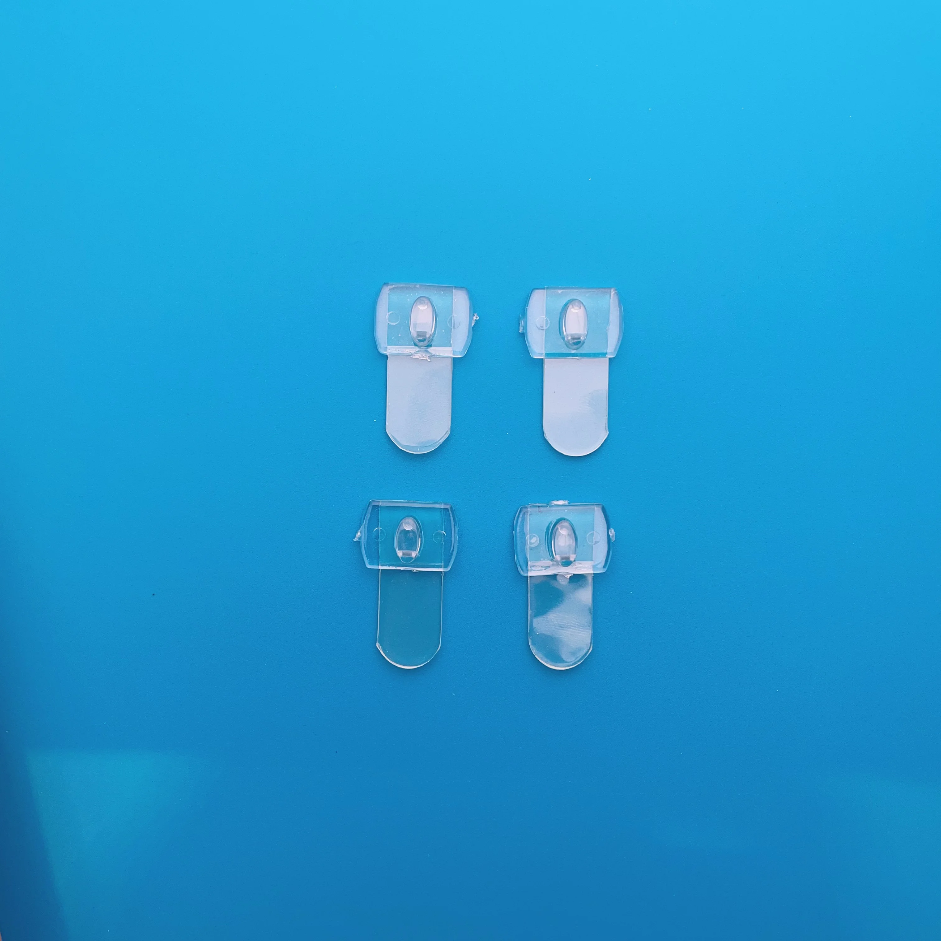 Heavy Duty Adhesive Wall Hooks Double Sided Hanger Wire Sorting Clips Plastic Clear