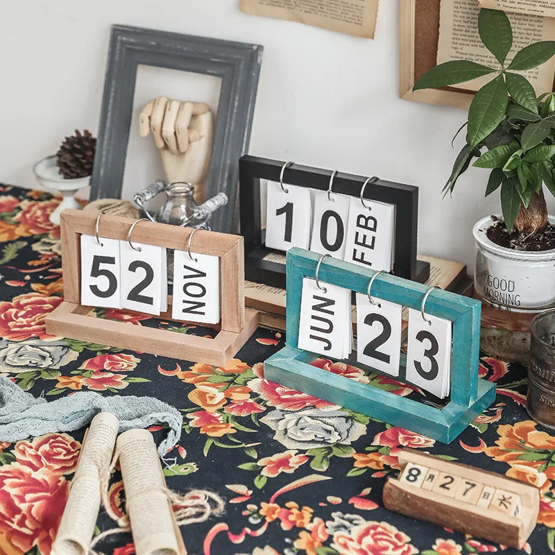 Custom Living Room Decorations Luxury Vintage Desktop Wooden Calendar Stand Home Accessories Office Room Decor