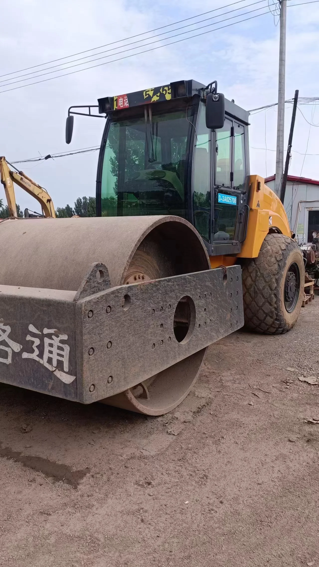 High quality second-hand rollers LUOYANGLUTONG LT220B High quality road roller Vibratory roller