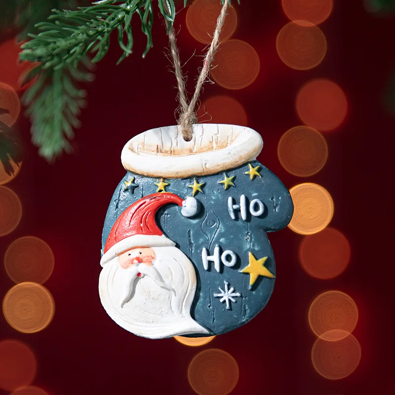 Christmas Painted Resin Santa Claus Hanging Vintage Style Christmas Tree Ceramic Decoration