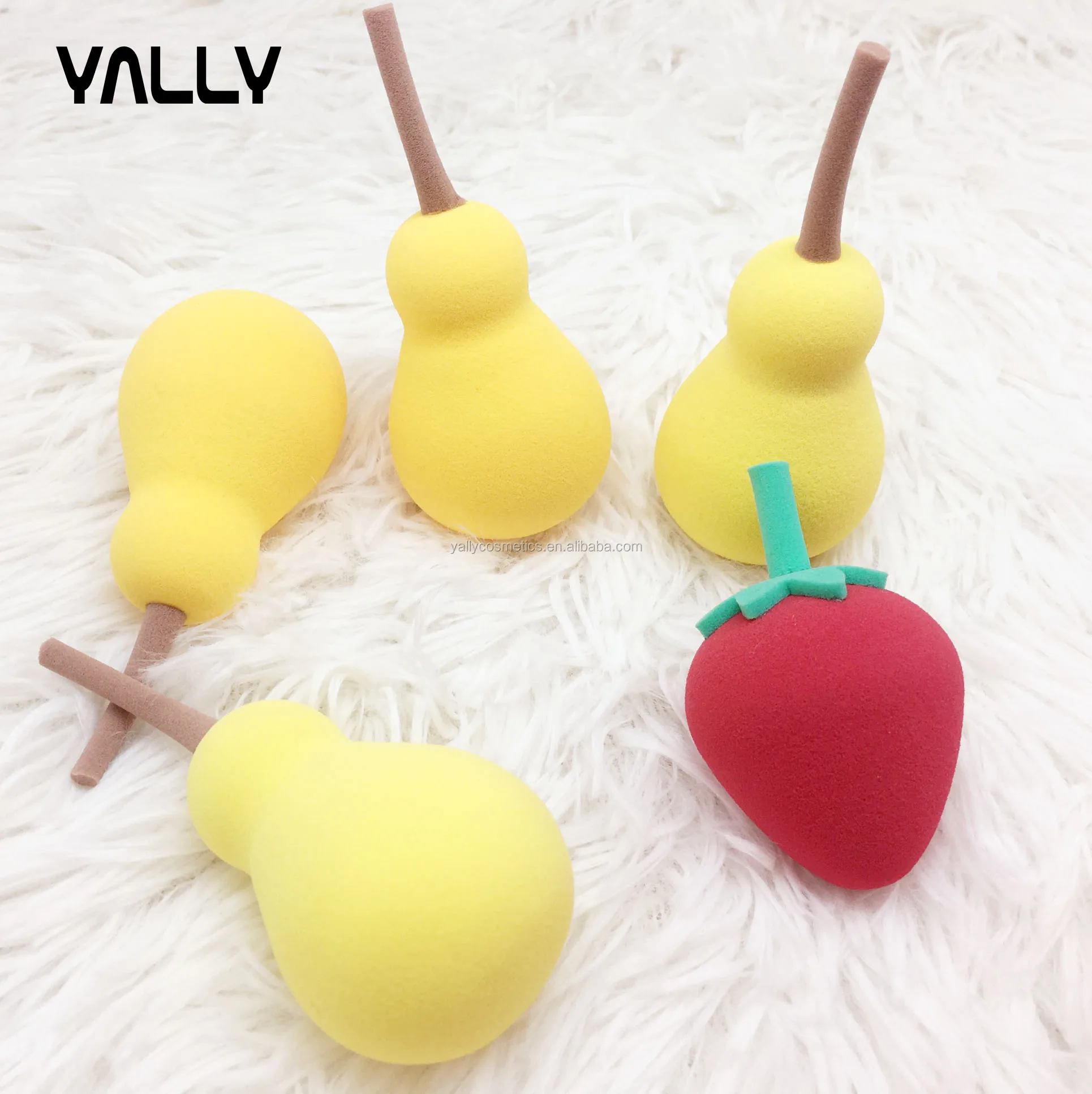 Этикетка производителя очень мягкий эластичный не латексный косметический инструмент для макияжа блендер в форме клубники