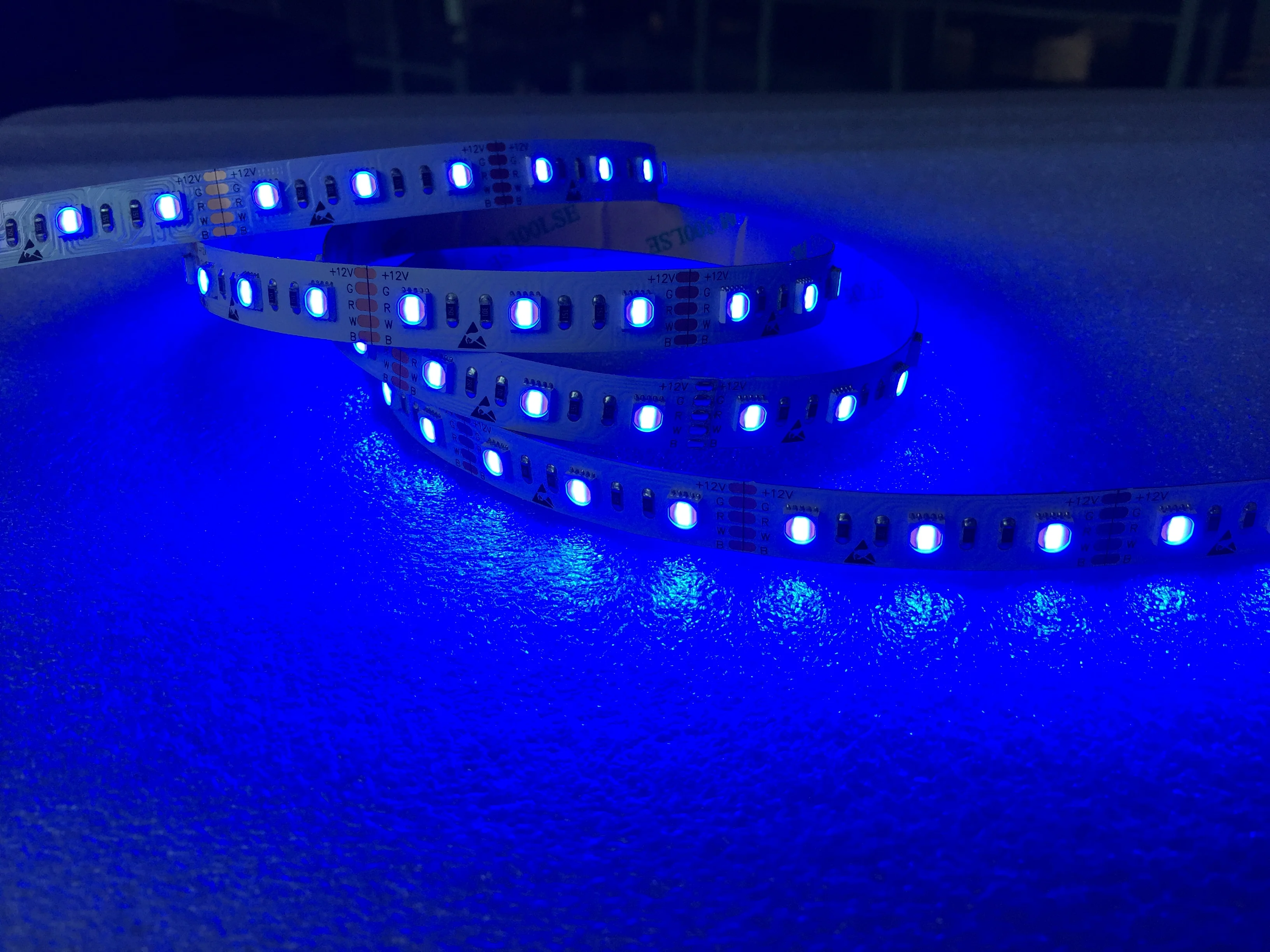 DC12V 24V Super Brighte RGBW 2*white Hot-selling Best Quality 5 ~ 30m Silicone 5050 Waterproof Popular projects IP20 ~ IP68