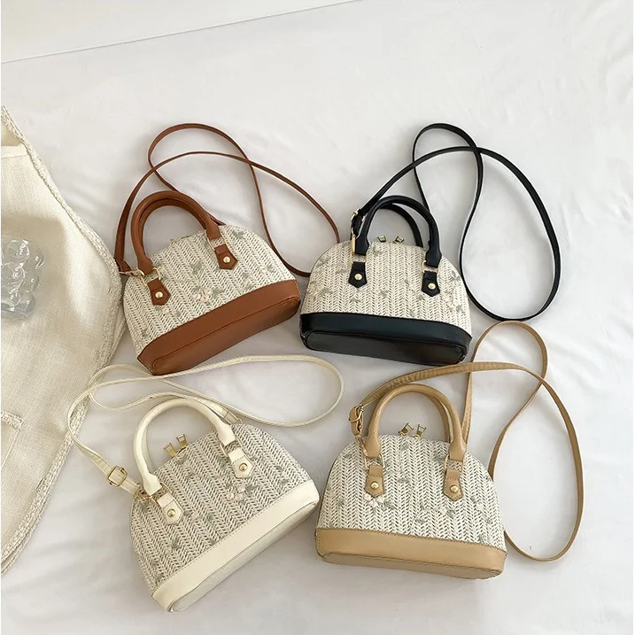 New Trend Portable Women Shell Handbag Casual Wholesale Straw Shoulder Bags Summer Beach Products