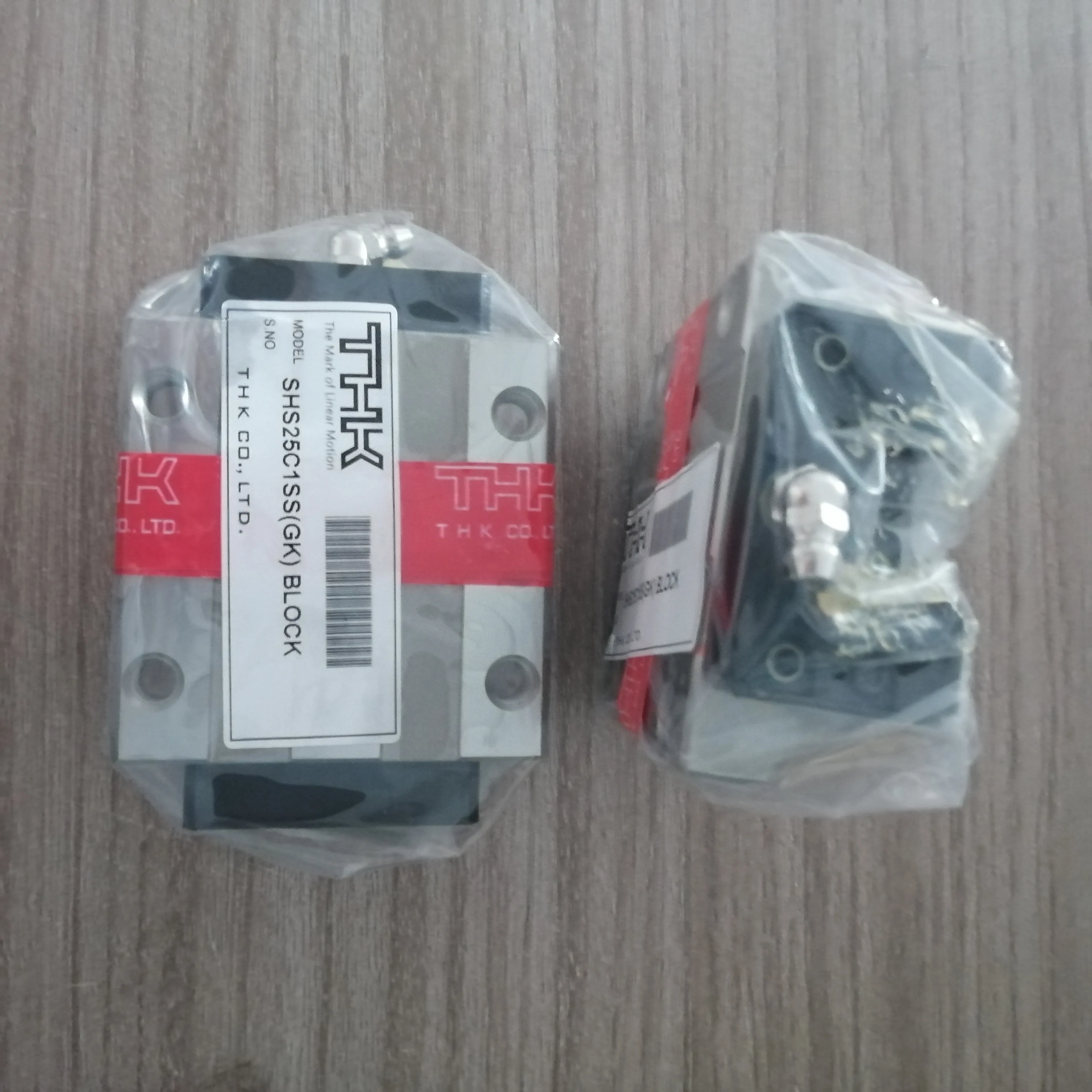 
Thick linear guide HSR 15b linear bearing HSR15B1SS 