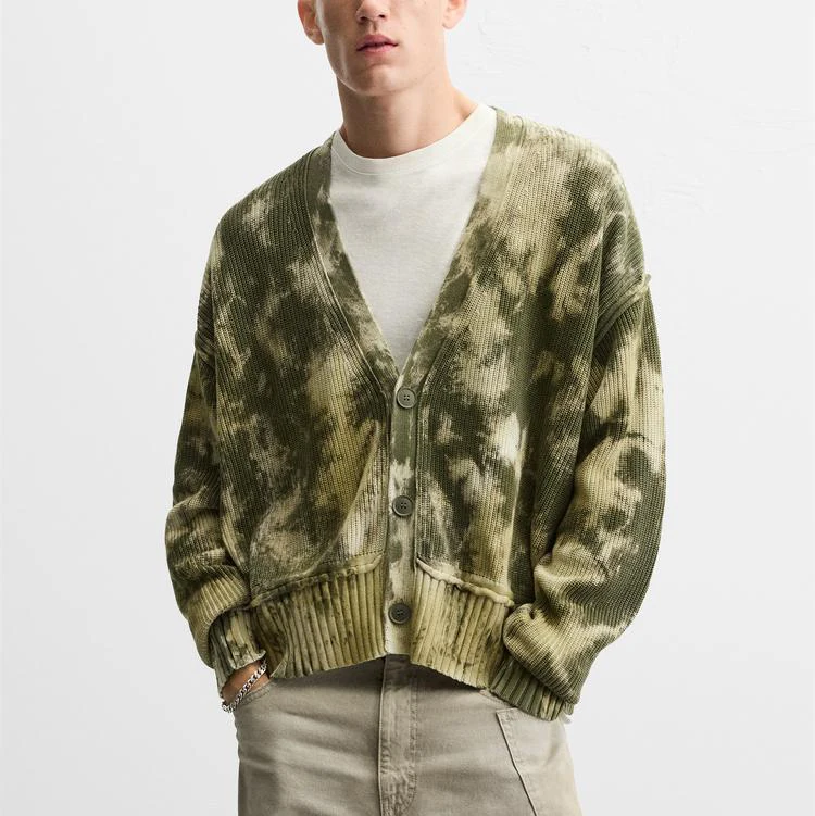 Winter High Quality Fashionable V Neck Rib Knitted Jacquard Button Chunky Oversized Custom Cardigan Knitwear Sweater For Man