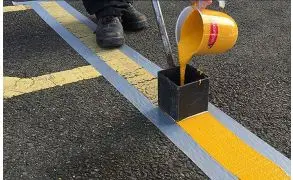Manufacturer strong wear resistant highway marking paints thermoplastic Road reflective Paint