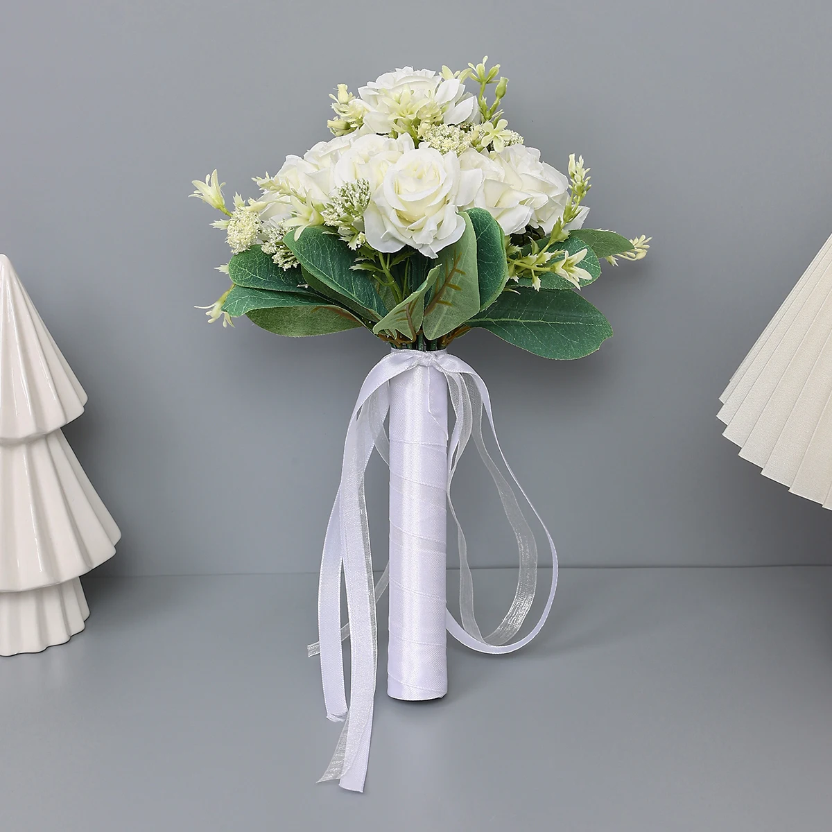 Hot Selling Small Fresh Pink Wrist Flower Artificial Flower Silk Soft And Beautiful Bridal Hand Bouquet