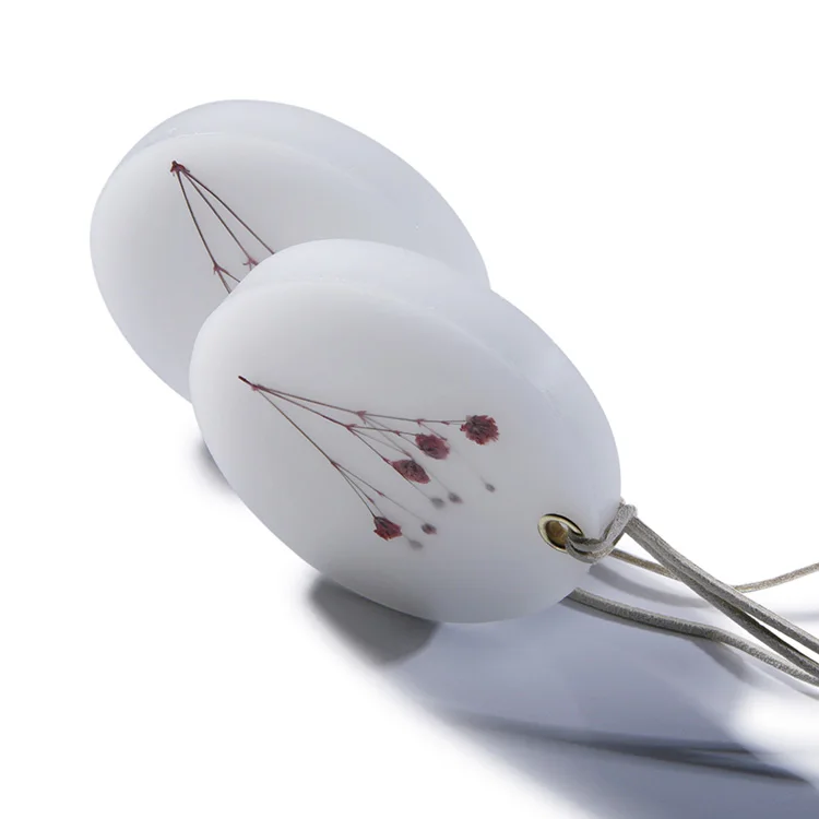 Wholesale Hanging Tablets Fabric Deodorizer Cabinet Hanging Deodorant Artifacts Solid Aromatherapy Wax Chips