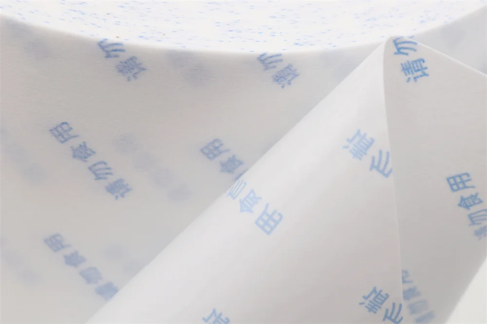 Eco Friendly Non Woven Material  Plain Printed PE Film 100% PP Polypropylene Nonwoven Fabric Roll Film Packing