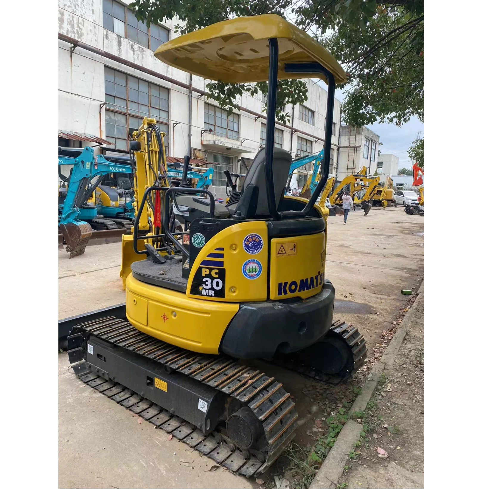 Высококачественный подержанный экскаватор мини Komatsu Pc35 японский