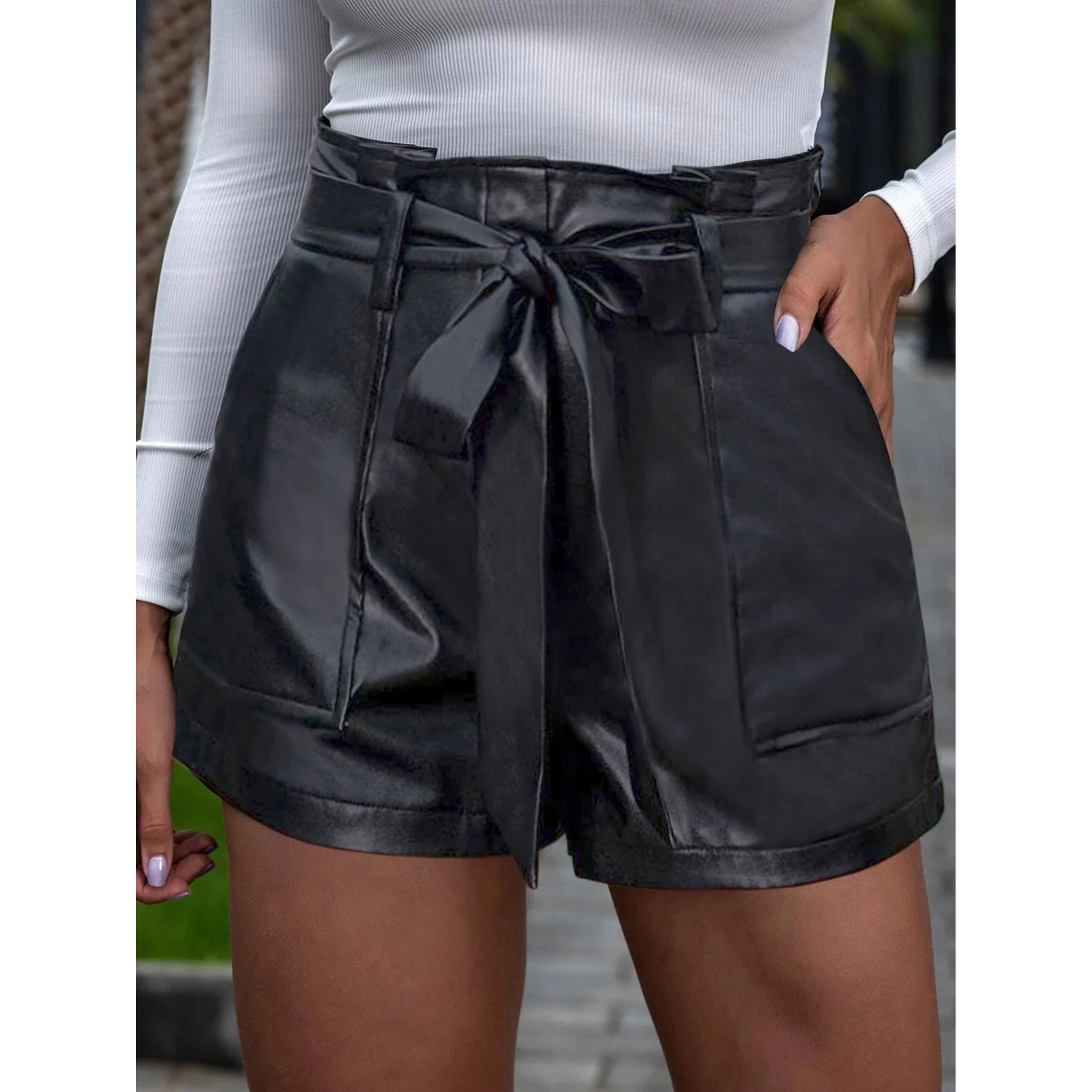 Custom Label Flare Short Pants For Women Casual Cargo Paperbag Waist Belted Slant Pocket Tie Front Waist Faux Leather Pu Shorts
