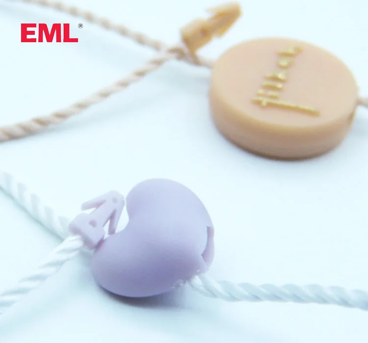 Garment accessories Plastic seal tags  One time forming 3D heart pink