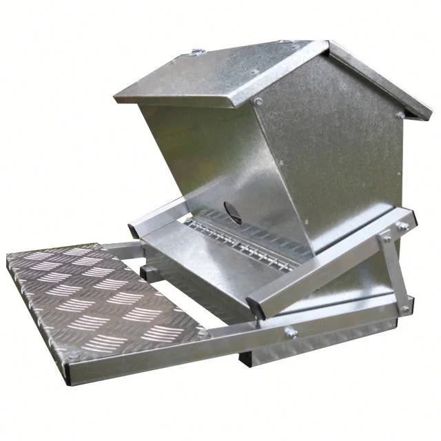 Farm Use Custom Metal Farming Hog Drinking Trough Animal Automatic Feeding Pig J Feeder For Pigs
