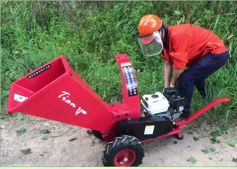 Бензиновый двигатель, небольшая дробилка для древесины, машина для резки ветвей дерева с CE