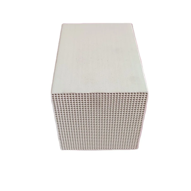 Industrial Cordierite / Mullite Honeycomb Ceramic Monolith Catalyst Support