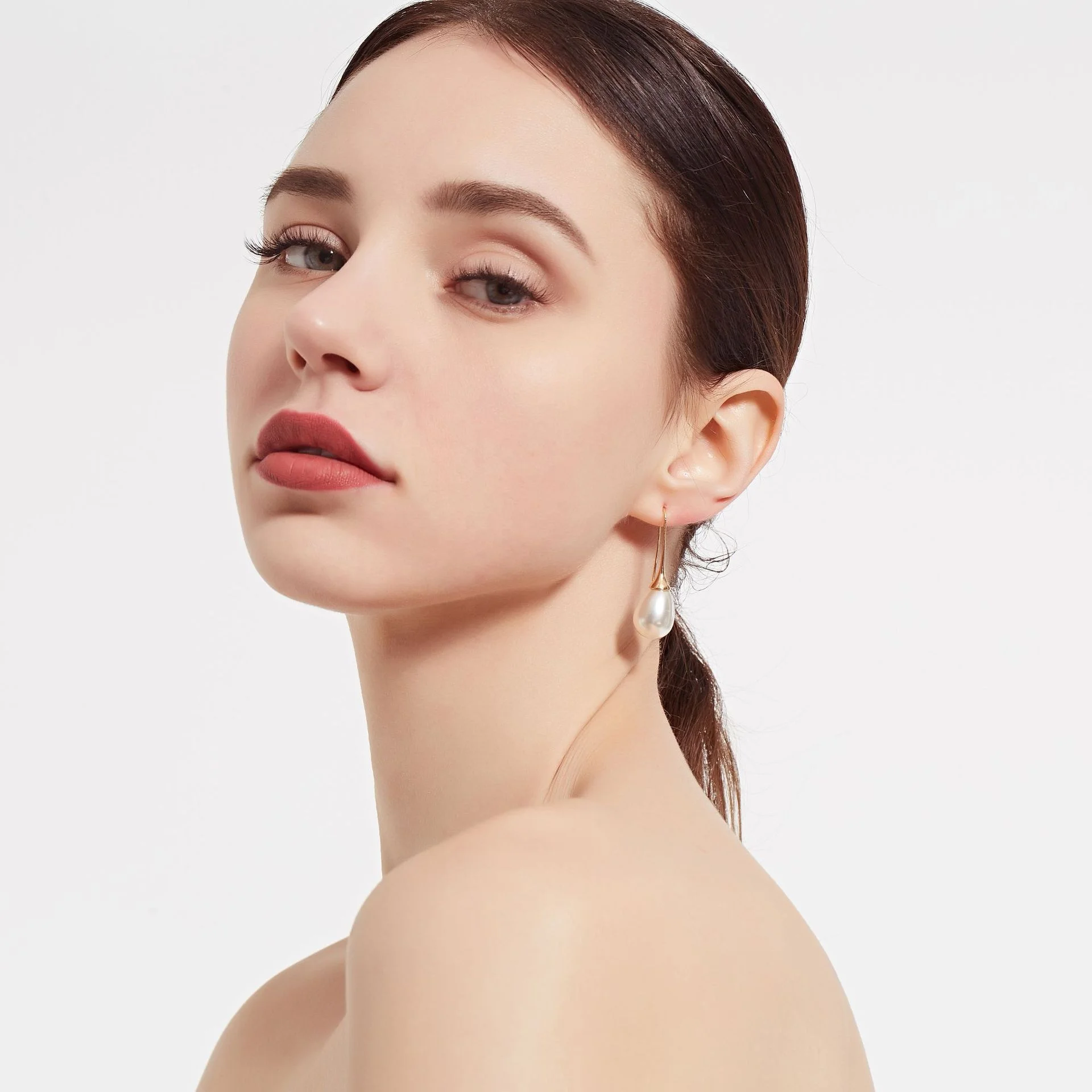 Low moq indian gold plated pearl earrings ladies jewellery water drop earring for women