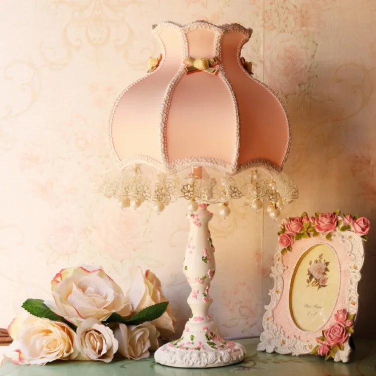 European Princess Style Handcraft Fabric Table Lamps Rose Flower LED Night Light Bedside Desk Lights For Girl Bedroom