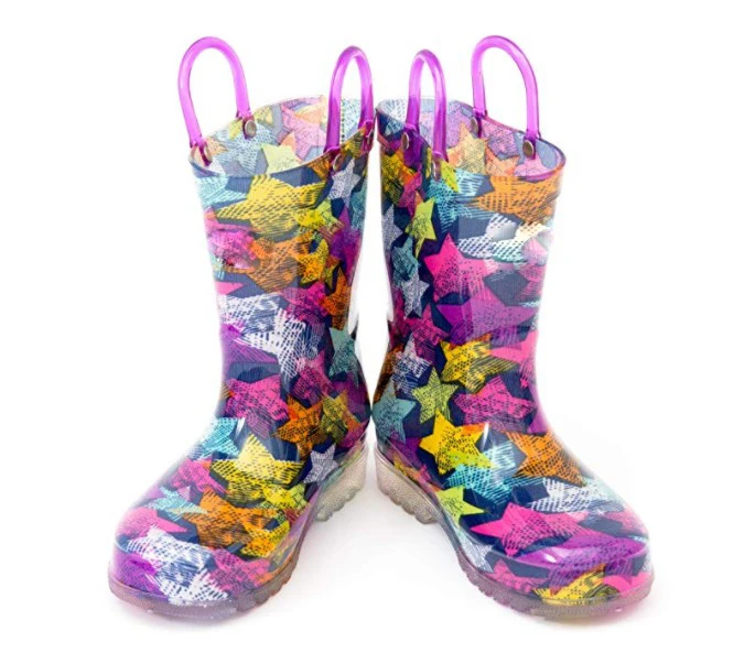High quality beautiful waterproof pvc rain boots with LED light for kids
