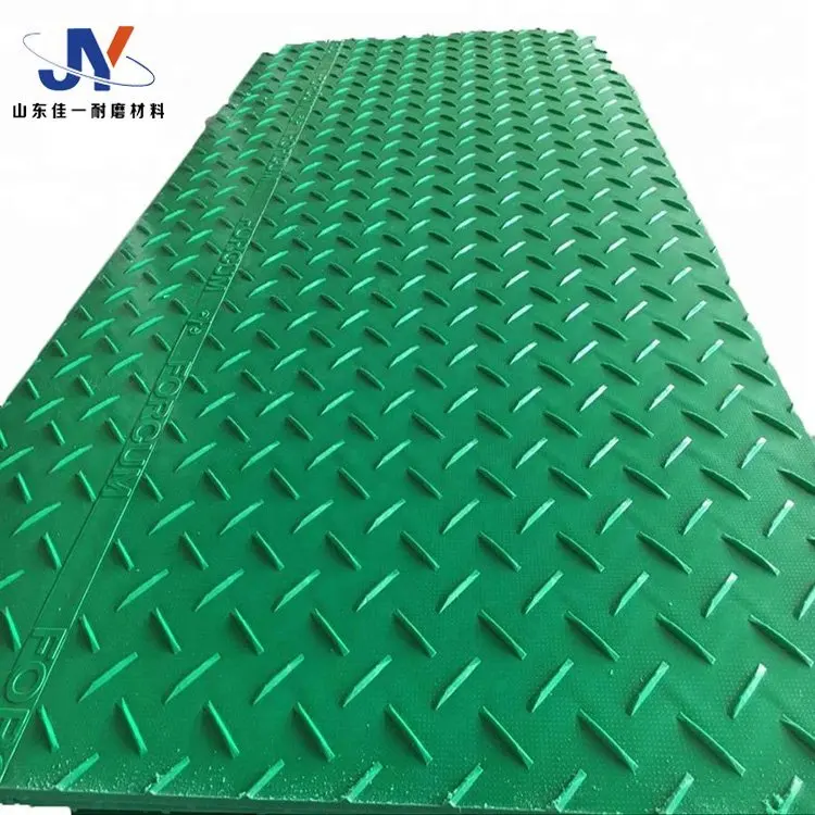 Black Vehicle Construction Composite Plastic Lightweight durable Temporary Ground Protection Mats 4X8