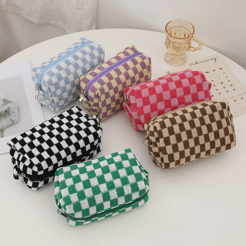 Checkered Large Capacity Travel Cosmetic Storage Toiletry Pouch Makeup Organizer Bag for Woman